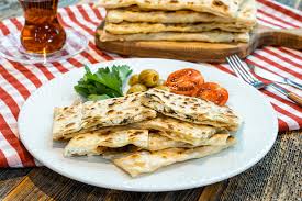 GÖZLEME (SUCUKLU KAŞARLI)